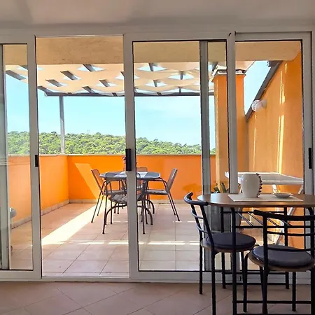 Seaview Argus A4 * Makarska